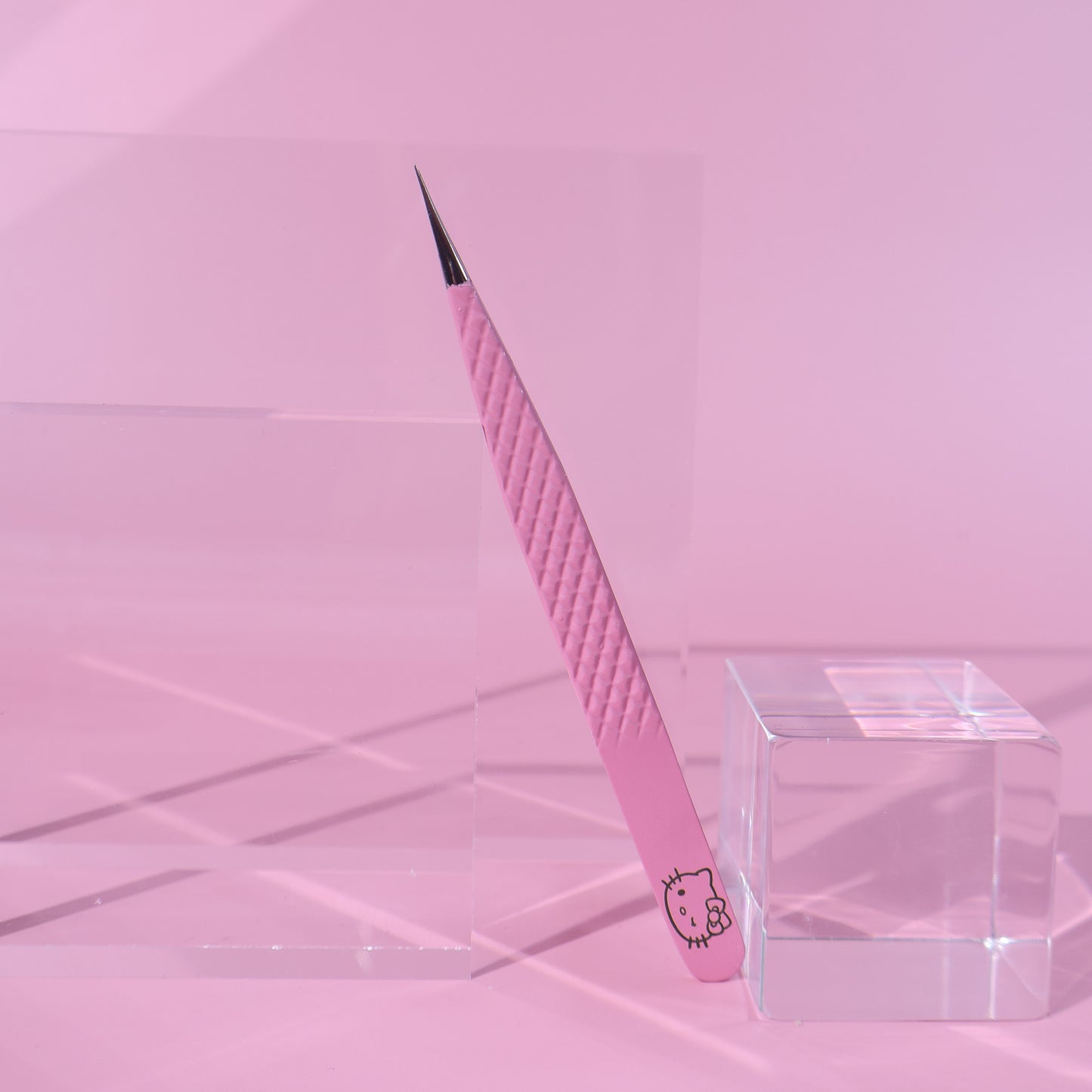 Straight Isolation Tweezer x Hello Kitty